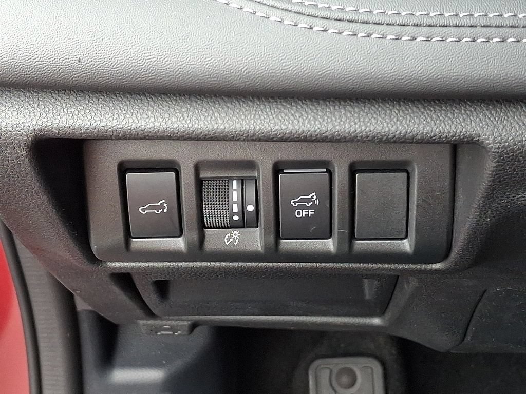 Used 2023 Subaru Outback Touring AWD/4WD image 25