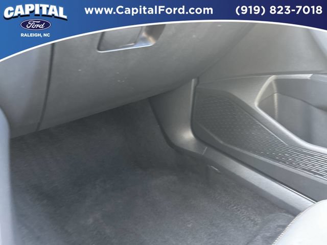 Used 2025 Volkswagen Jetta SE FWD image 28