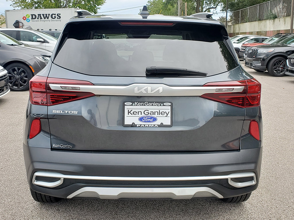 Used 2022 Kia Seltos EX AWD/4WD image 6