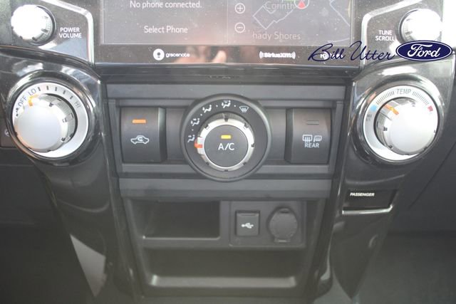 Used 2023 Toyota 4Runner TRD Off-Road Premium w/ Moonroof Package AWD/4WD image 19