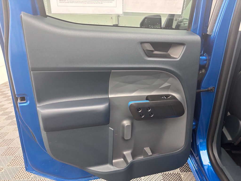 Certified 2025 Ford Maverick Lobo AWD/4WD image 34