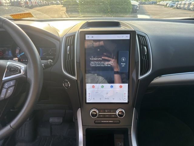 Certified 2022 Ford Edge SEL w/ Sport Appearance Package AWD/4WD image 17
