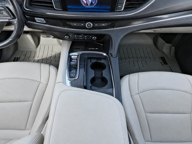 Used 2023 Buick Enclave Essence AWD/4WD image 12