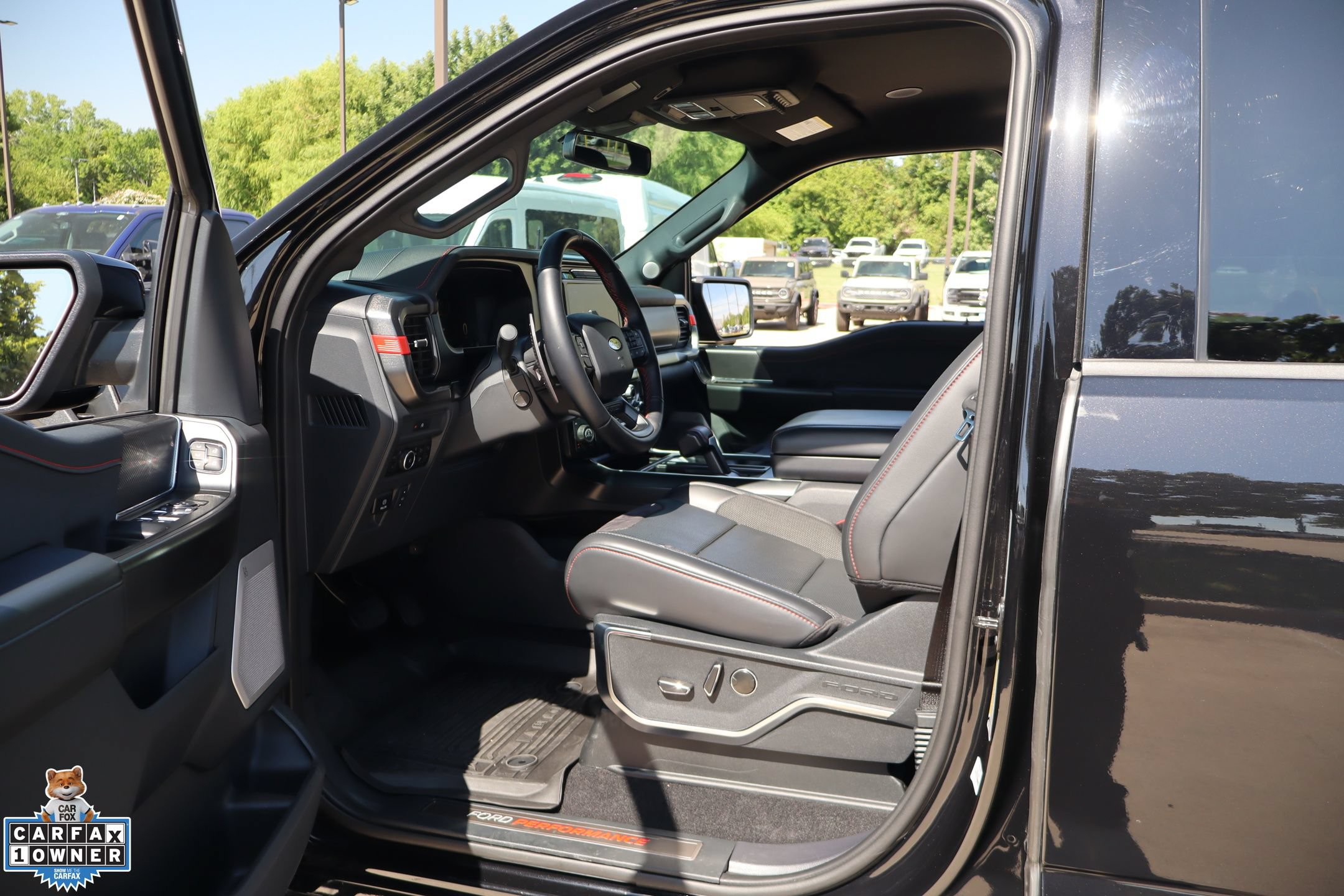 Certified 2025 Ford F150 Raptor AWD/4WD image 24