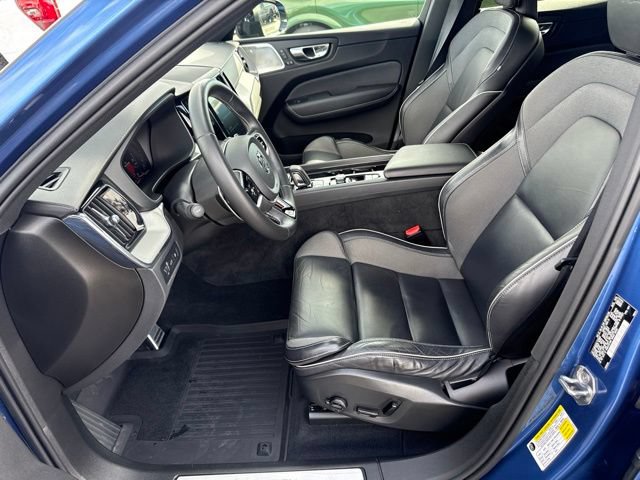 Used 2020 Volvo XC60 T8 R-Design w/ Protection Package Premier AWD/4WD image 20