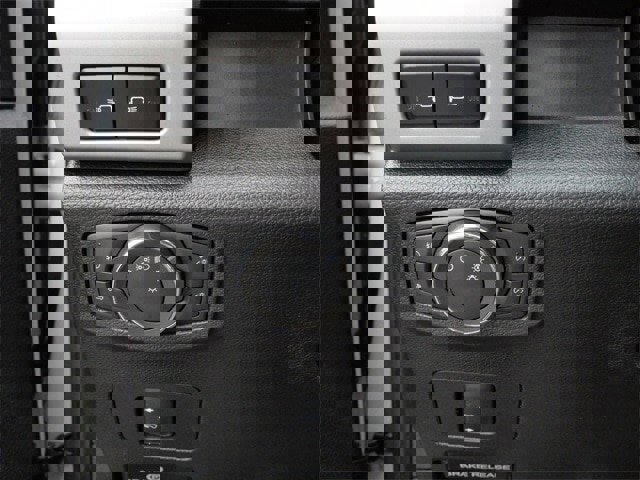 Certified 2021 Ford F350 Lariat w/ Lariat Value Package image 28