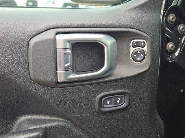 Used 2020 Jeep Wrangler Sport image 20