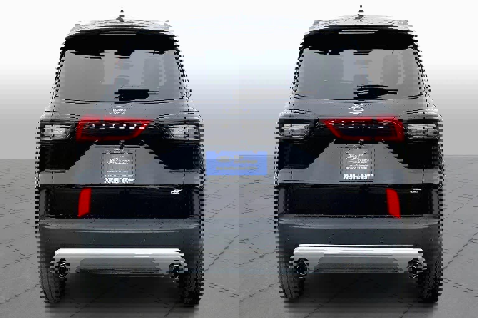 Certified 2025 Ford Escape SE image 4