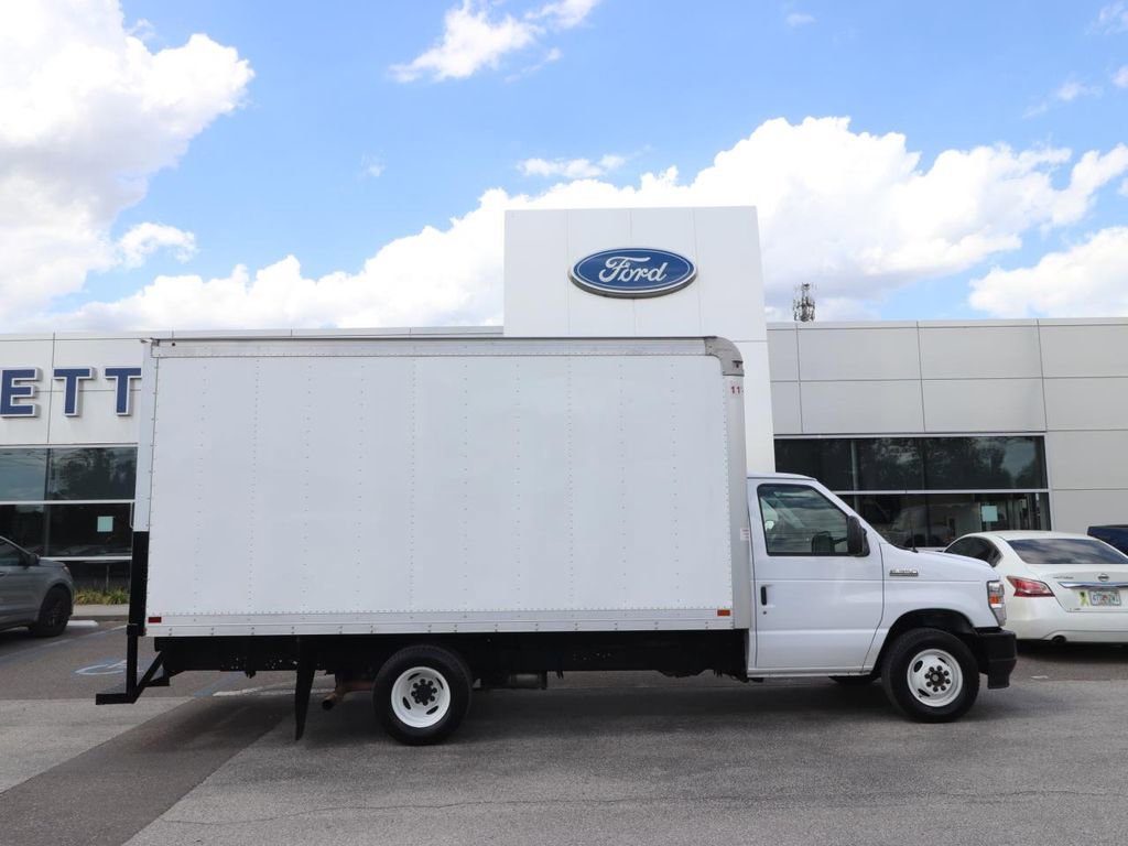 Certified 2023 Ford E-350 and Econoline 350 Super Duty w/ Power Windows & Locks Group RWD image 16