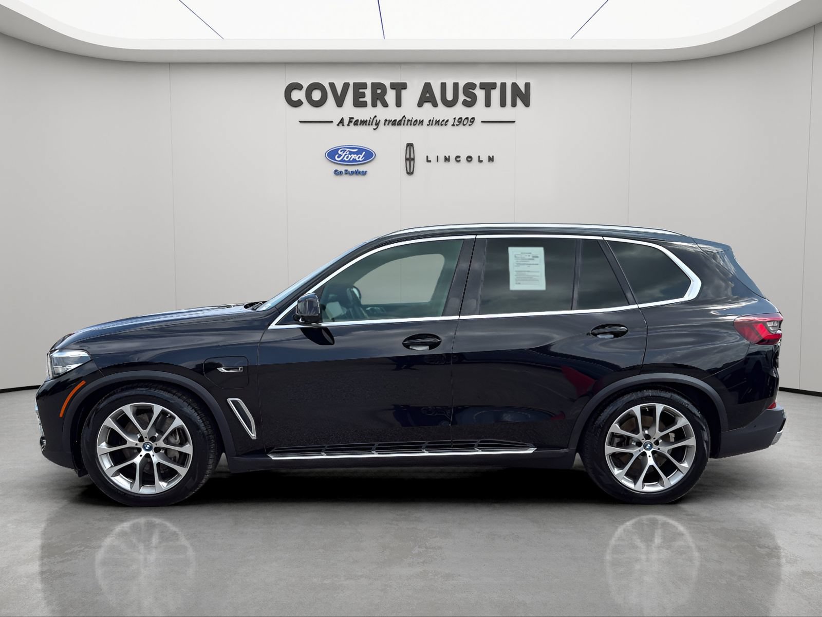 Used 2023 BMW X5 xDrive45e AWD/4WD image 2