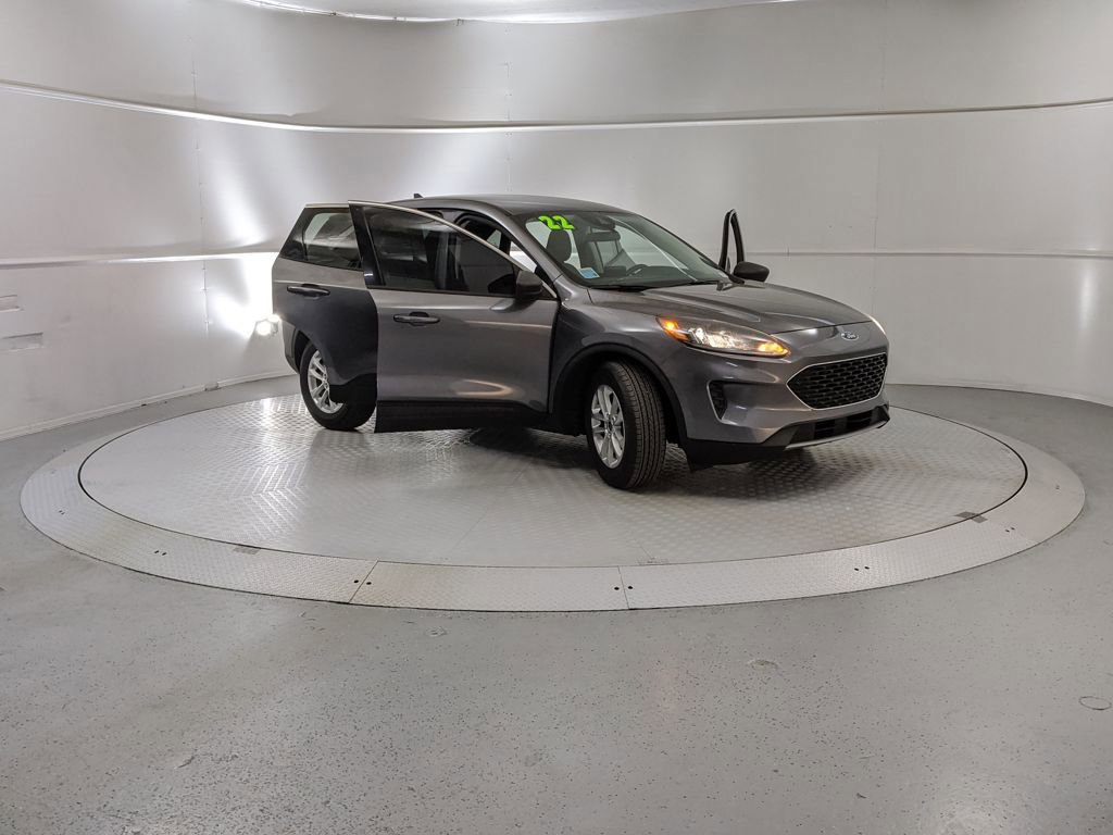 Certified 2022 Ford Escape SE image 8