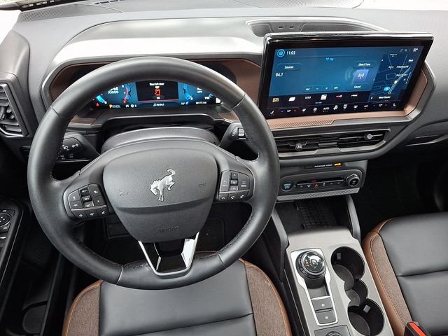 Certified 2025 Ford Bronco Sport Outer Banks w/ Outer Banks Tech Package+ AWD/4WD image 14