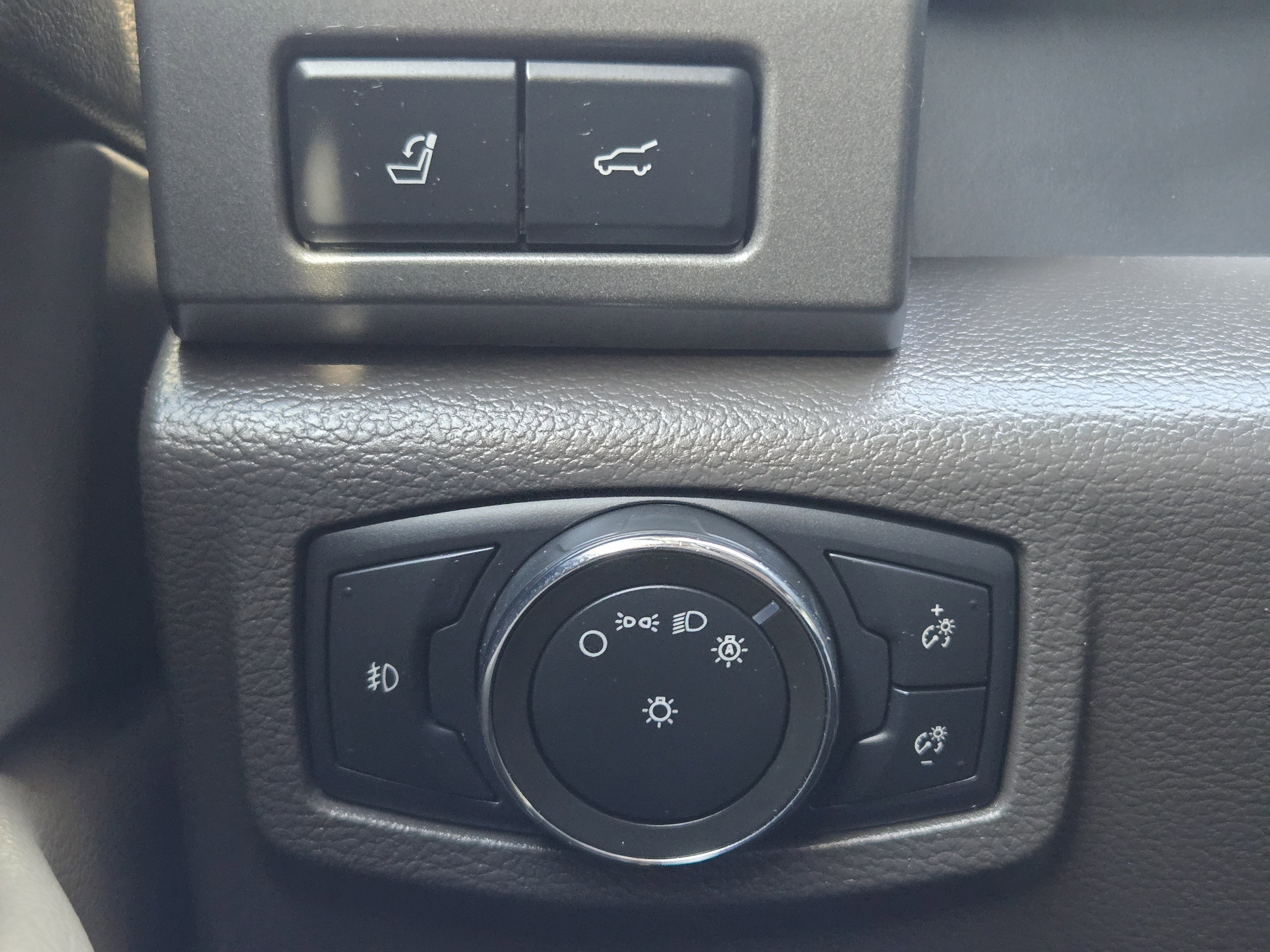 Certified 2021 Ford Expedition Max XLT RWD image 17
