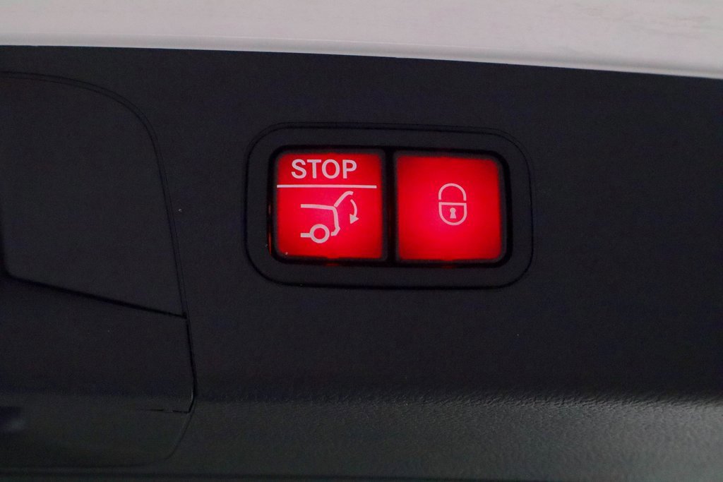 Used 2022 Mercedes-Benz GLC 300 4MATIC image 21