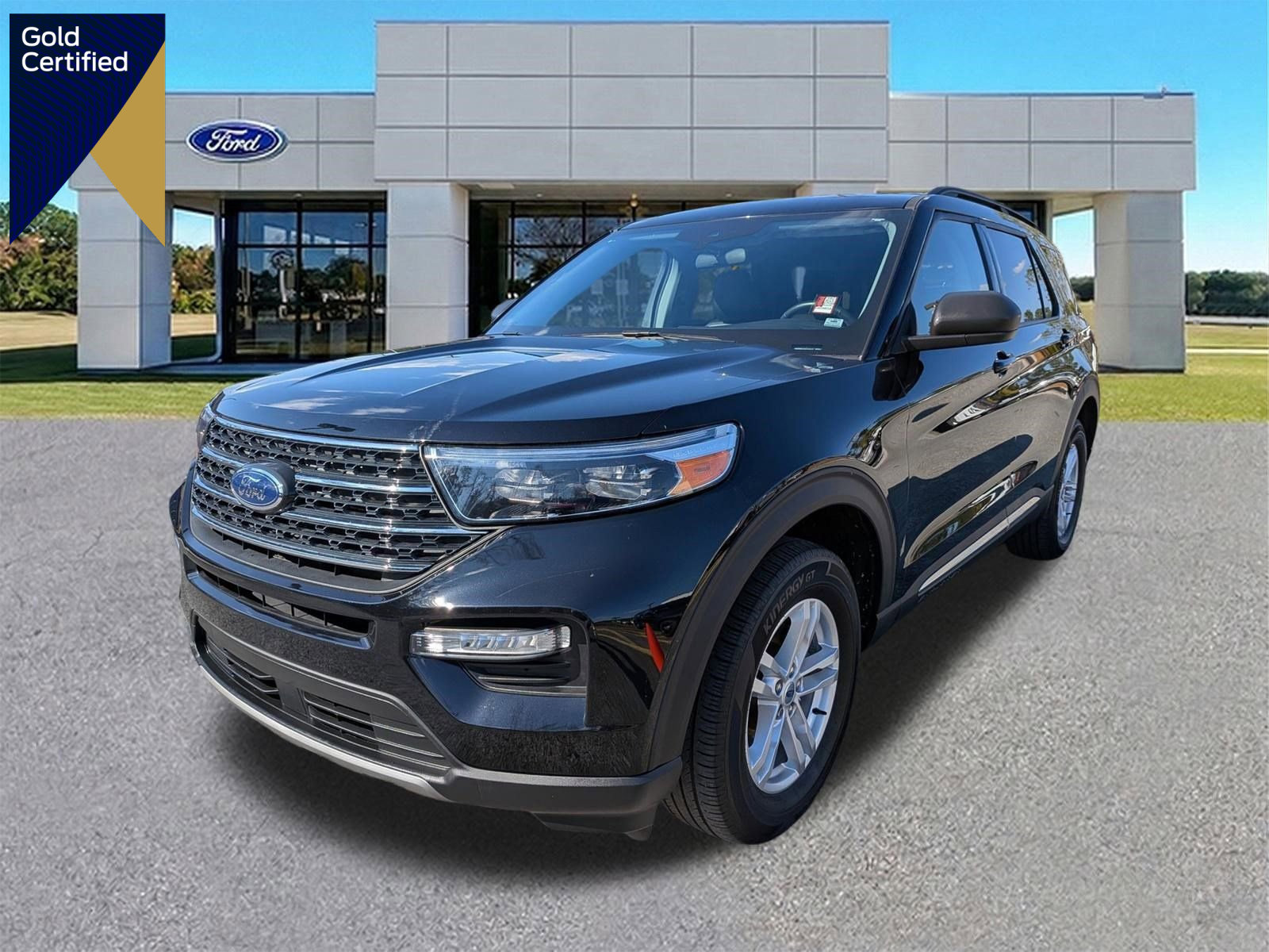 Certified 2023 Ford Explorer XLT w/ Equipment Group 202A image 1