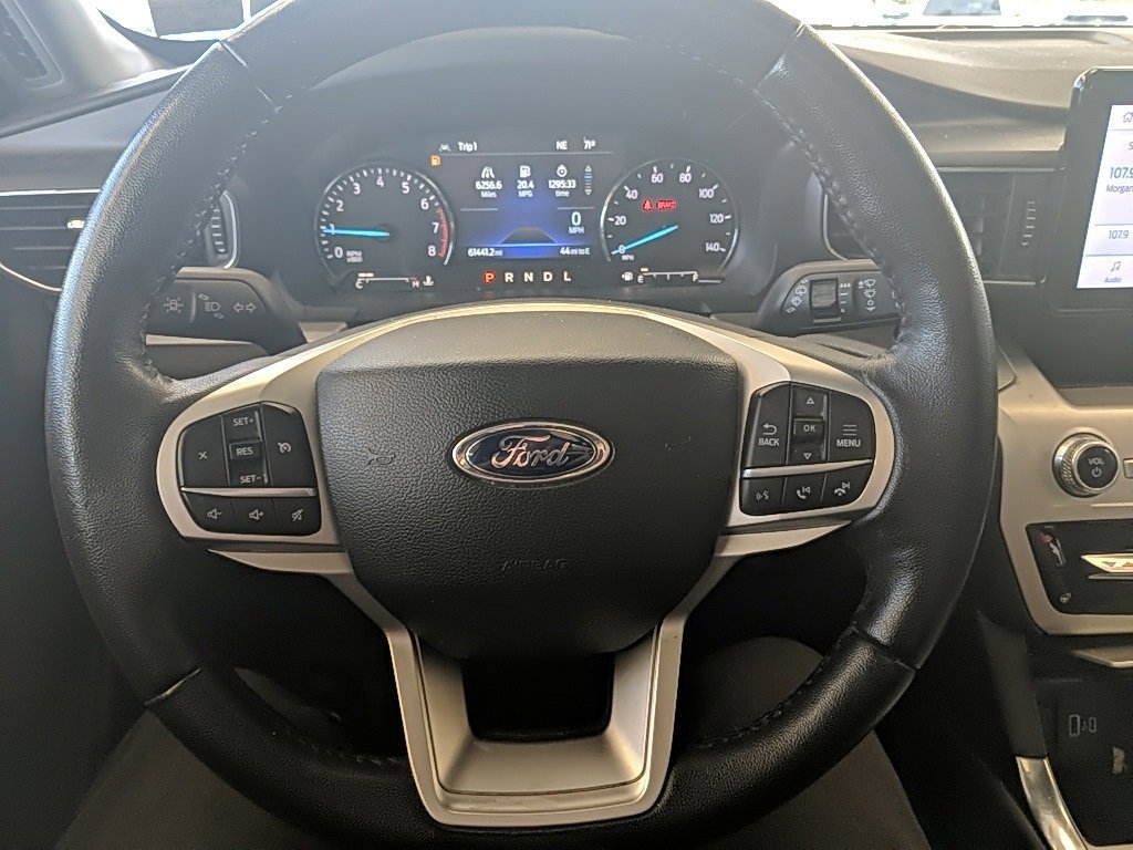 Certified 2022 Ford Explorer XLT w/ Equipment Group 202A image 16