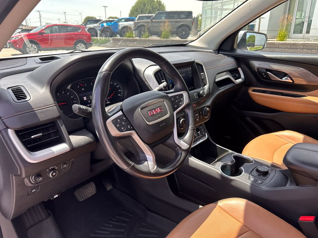 Used 2021 GMC Terrain SLT w/ Infotainment Package II AWD/4WD image 9