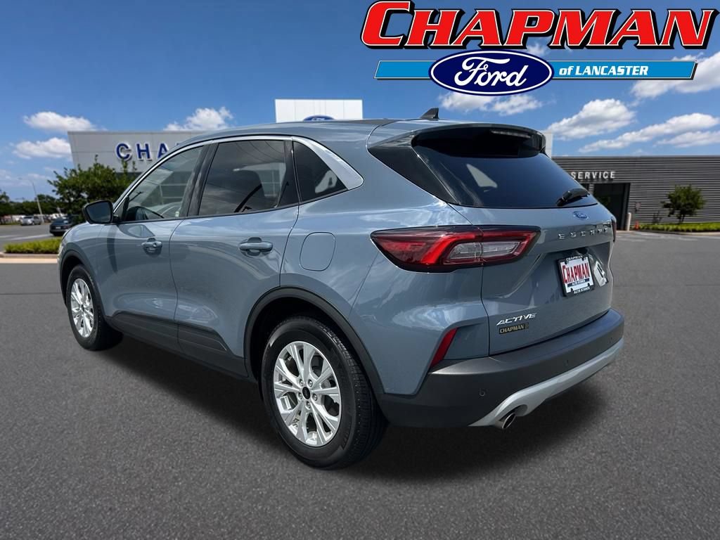 Certified 2023 Ford Escape Active w/ Tech Pack #2 FWD image 3