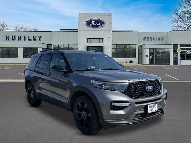 Certified 2023 Ford Explorer ST w/ Technology Package AWD/4WD image 3