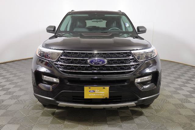 Certified 2024 Ford Explorer XLT w/ Equipment Group 202A AWD/4WD image 3