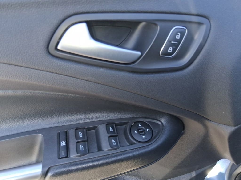 Certified 2018 Ford Escape SE image 14