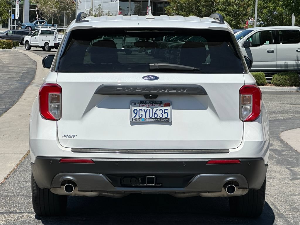 Certified 2023 Ford Explorer XLT w/ Equipment Group 202A RWD image 6