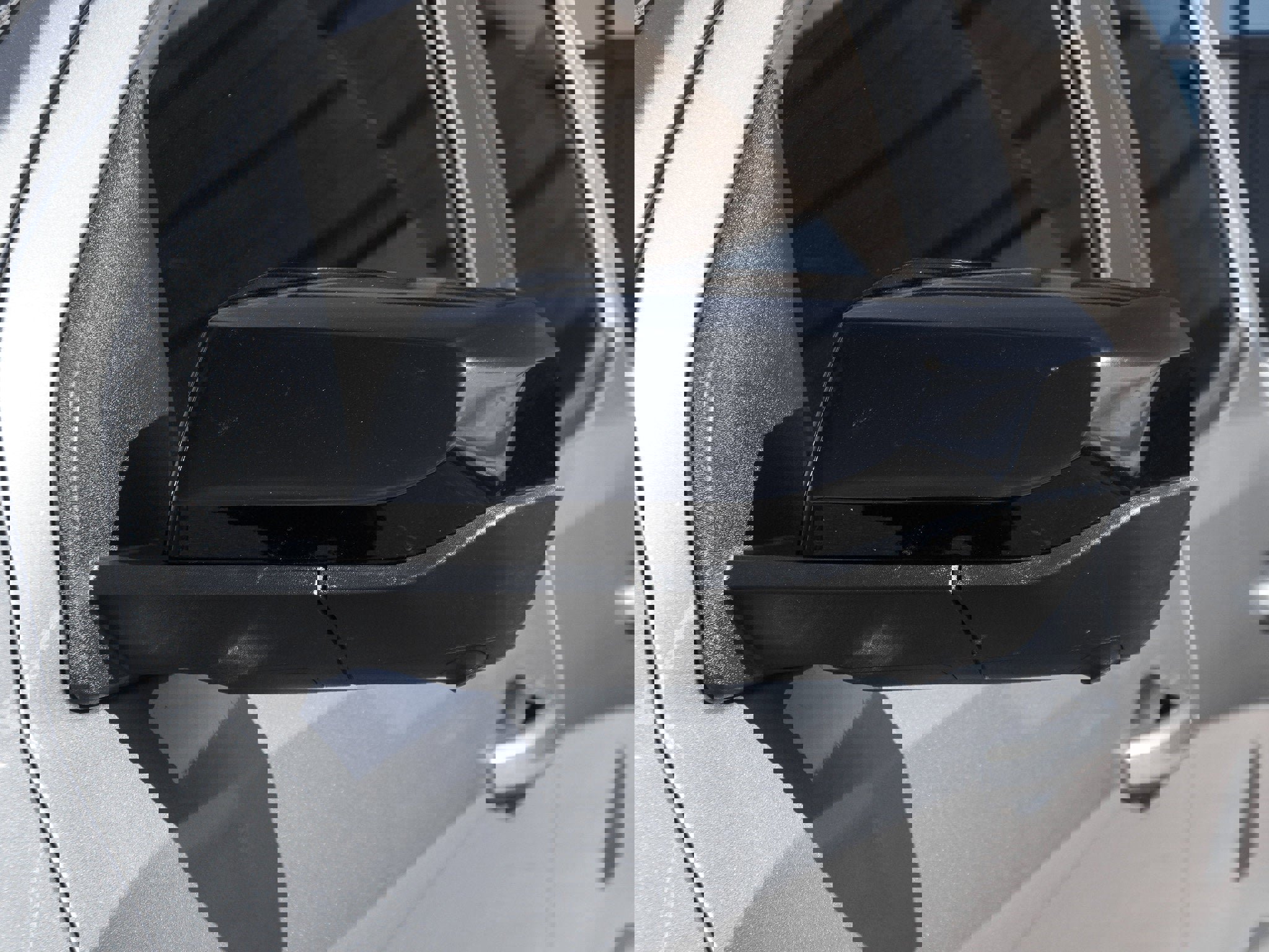 Used 2025 Chevrolet Colorado ZR2 w/ Technology Package image 15