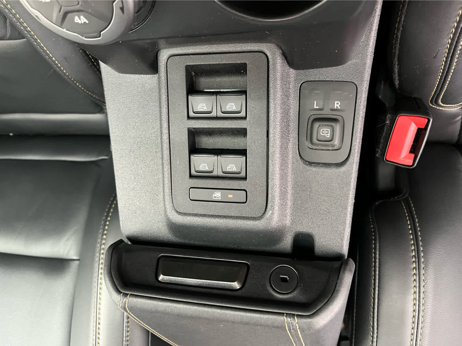 Certified 2025 Ford Bronco Badlands AWD/4WD image 45