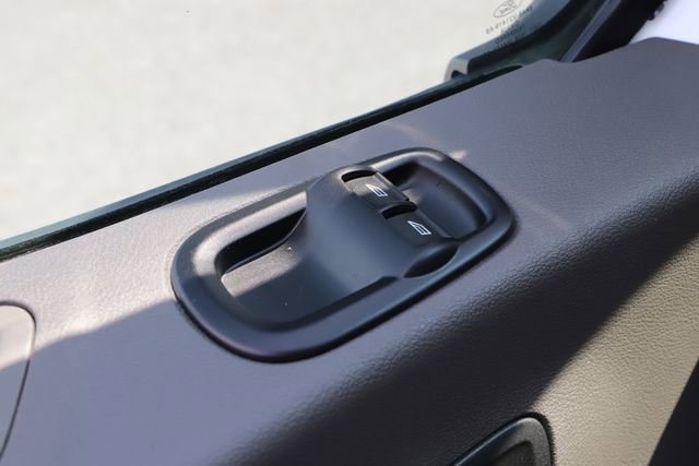 Certified 2025 Ford Transit 350 XLT image 17