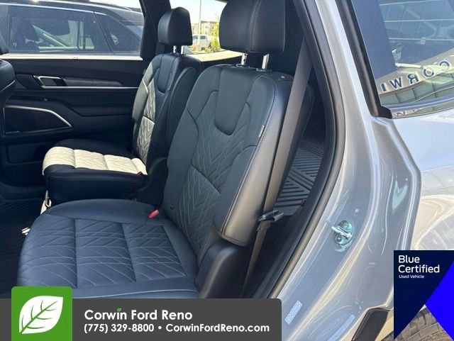Used 2025 Kia Telluride SX Prestige X-Pro AWD/4WD image 12