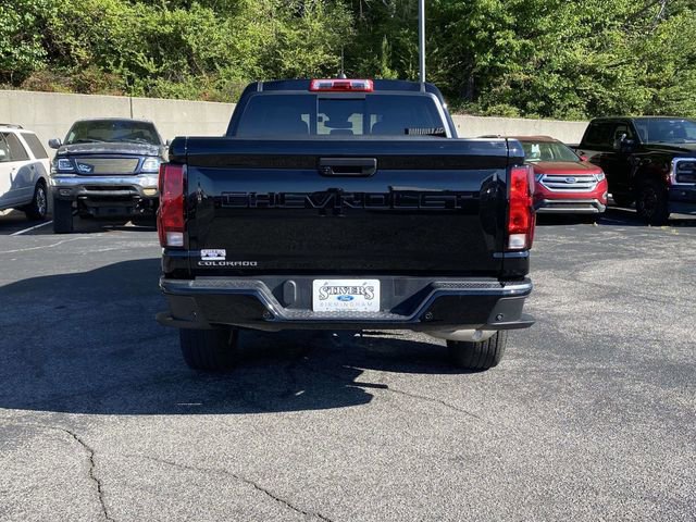 Used 2024 Chevrolet Colorado W/T w/ Safety Package image 4