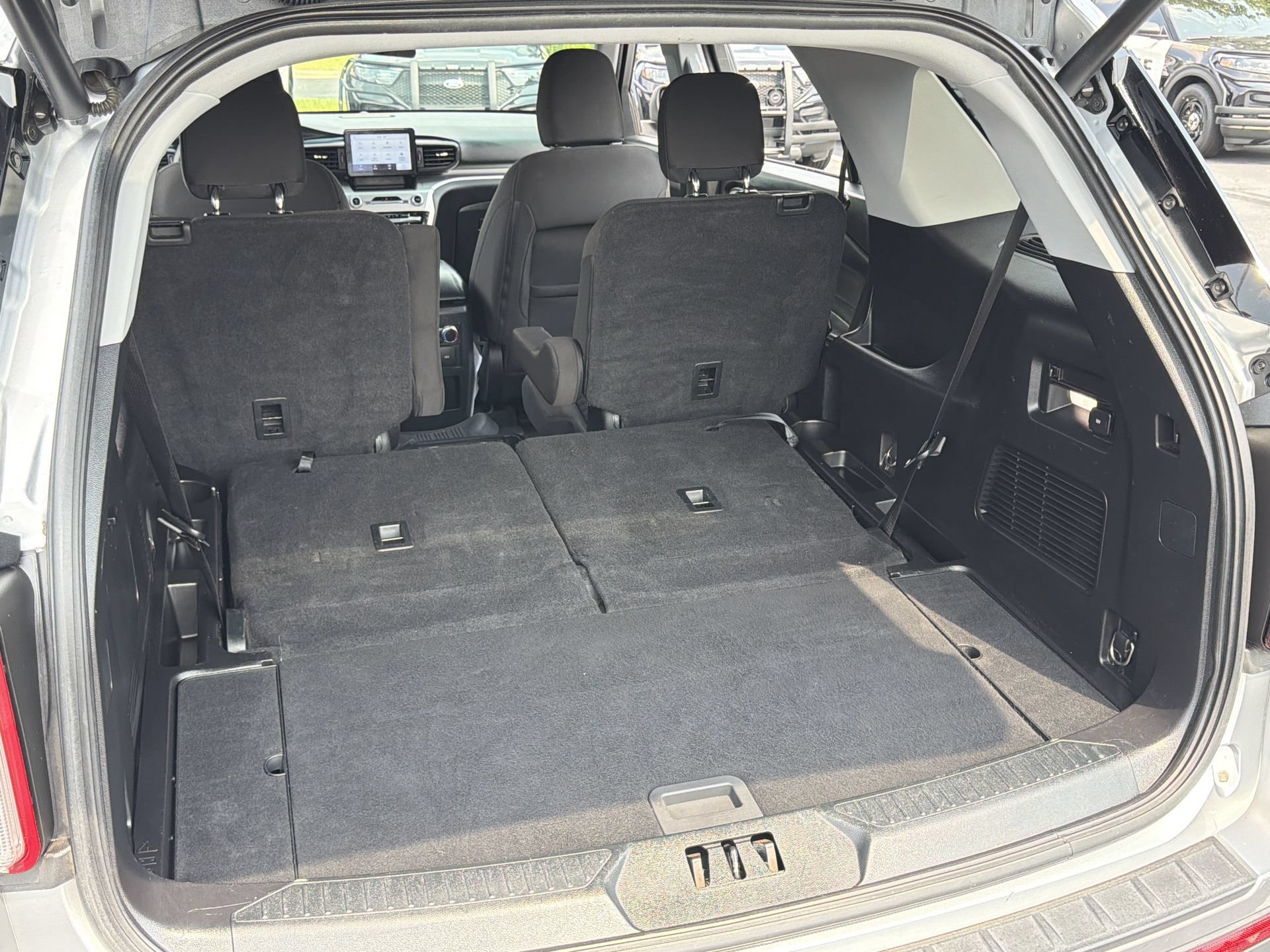 Certified 2021 Ford Explorer XLT RWD image 20