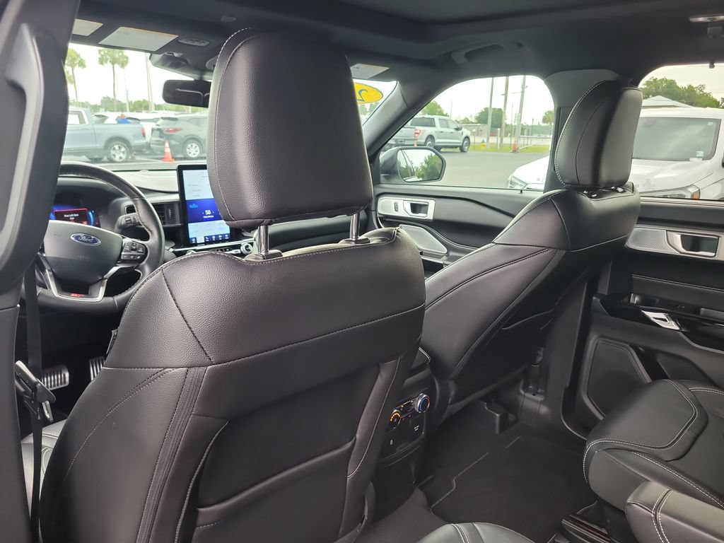 Certified 2023 Ford Explorer ST w/ Equipment Group 401A AWD/4WD image 10