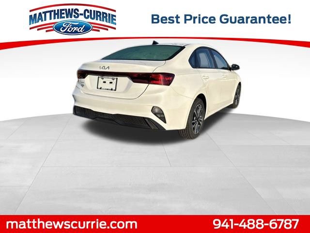 Used 2023 Kia Forte LXS image 4