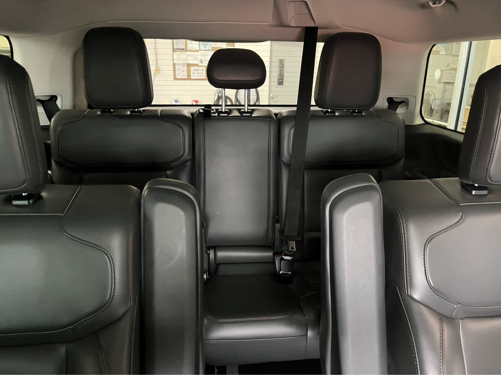 Certified 2025 Ford Expedition Active AWD/4WD image 20