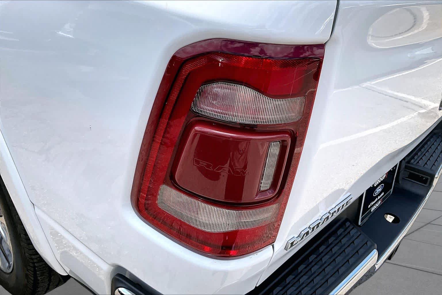 Used 2022 RAM 1500 Laramie AWD/4WD image 31