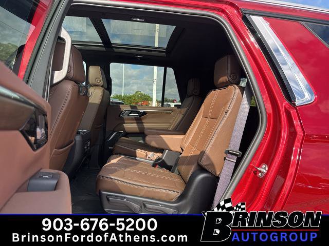 Used 2026 Chevrolet Tahoe High Country AWD/4WD image 14