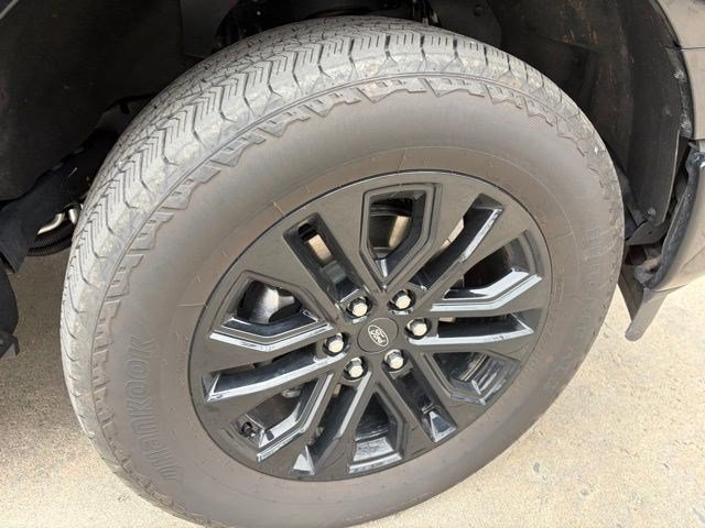 Certified 2024 Ford F150 Lariat w/ FX4 Off-Road Package image 16