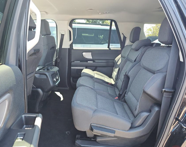 Certified 2025 Ford Expedition Max Active AWD/4WD image 8
