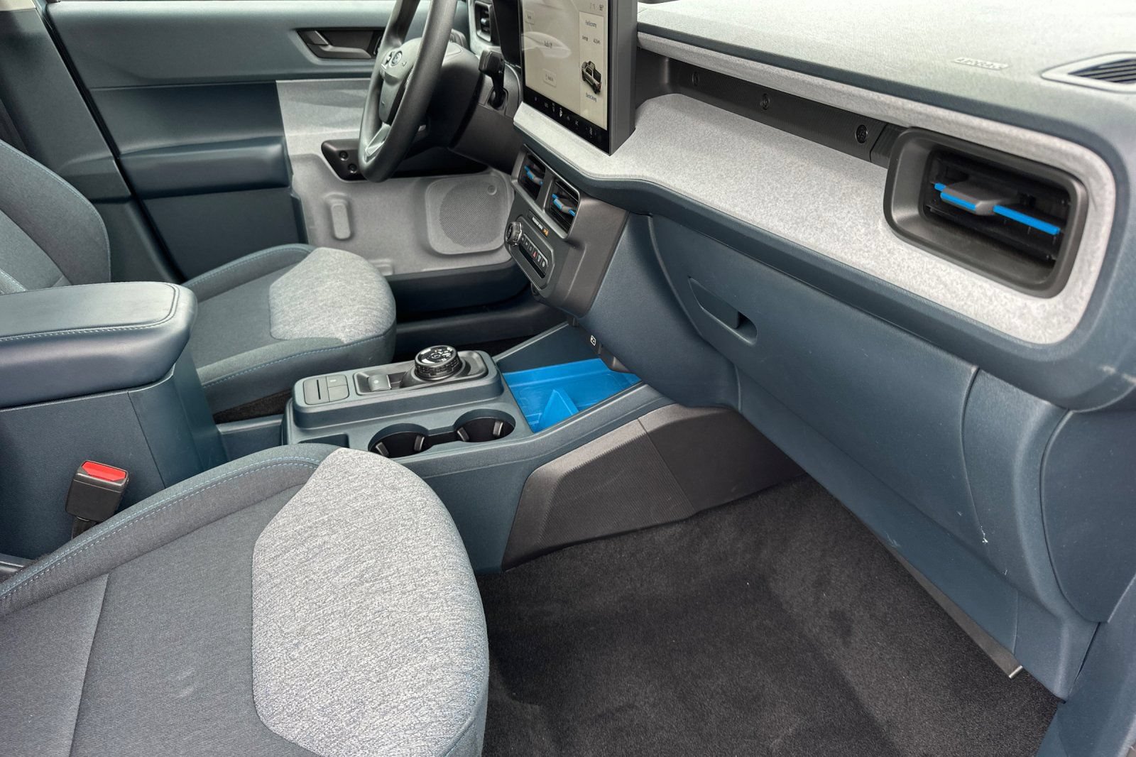 Certified 2025 Ford Maverick XLT FWD image 18