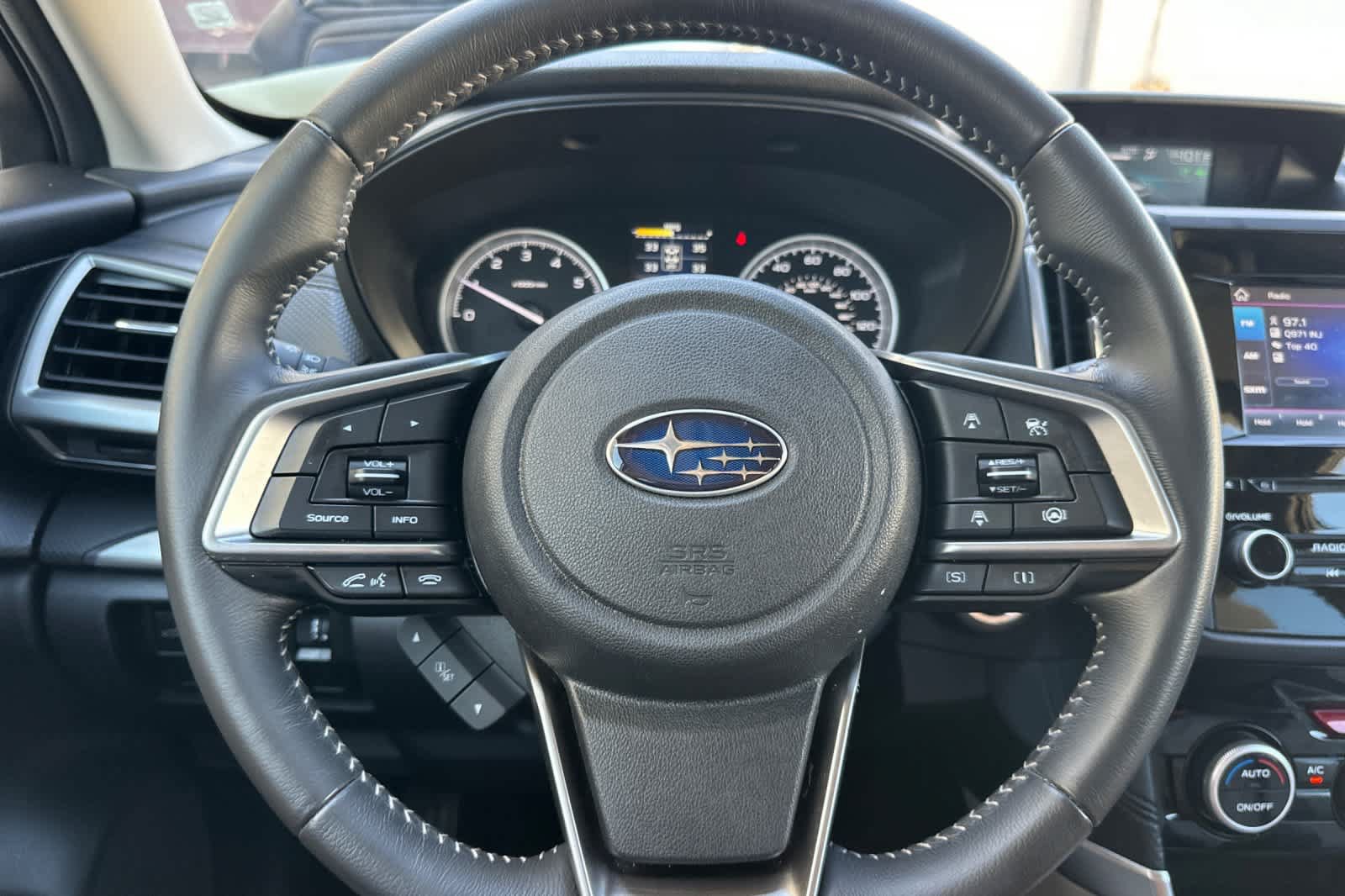 Used 2022 Subaru Forester Premium AWD/4WD image 24