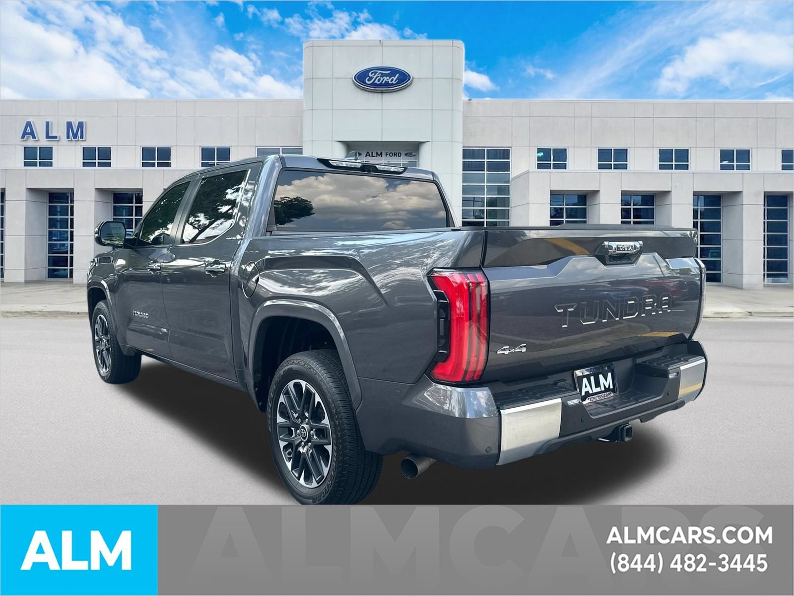 Used 2024 Toyota Tundra Limited AWD/4WD image 8