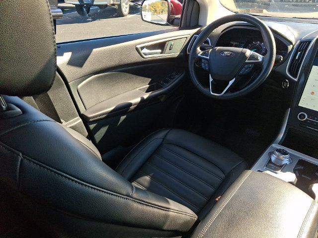 Certified 2024 Ford Edge SEL w/ Convenience Package AWD/4WD image 17