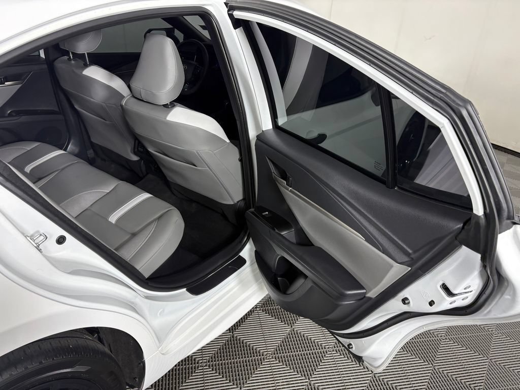 Used 2026 Toyota Camry SE AWD/4WD image 31