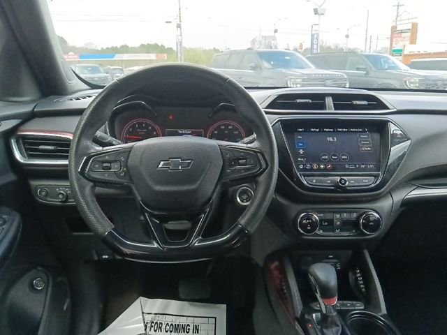 Used 2022 Chevrolet TrailBlazer RS w/ Sun and Liftgate Package image 26