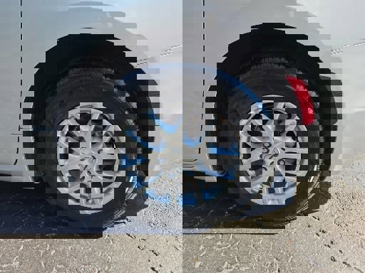 Used 2024 Chrysler Pacifica Touring-L image 21