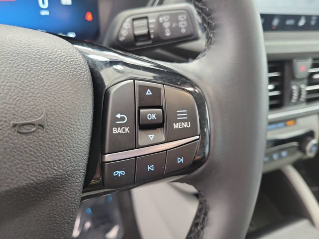 Certified 2023 Ford Escape Platinum w/ Premium Technology Package AWD/4WD image 24