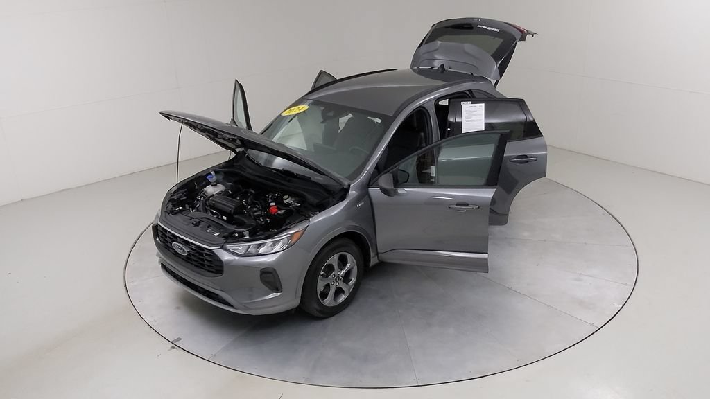 Certified 2024 Ford Escape ST-Line w/ Tech Pack #1 AWD/4WD image 54