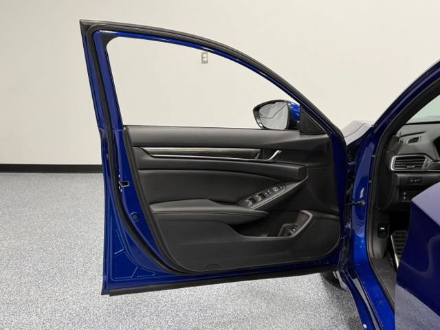 Used 2020 Honda Accord Sport image 13