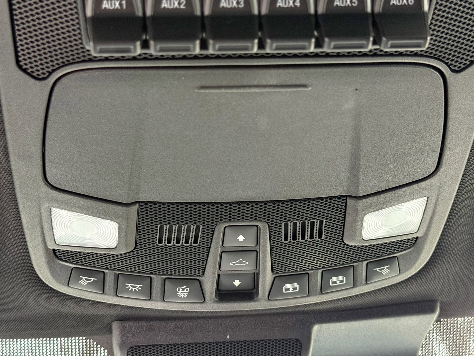 Certified 2020 Ford F250 Platinum w/ FX4 Off-Road Package image 34